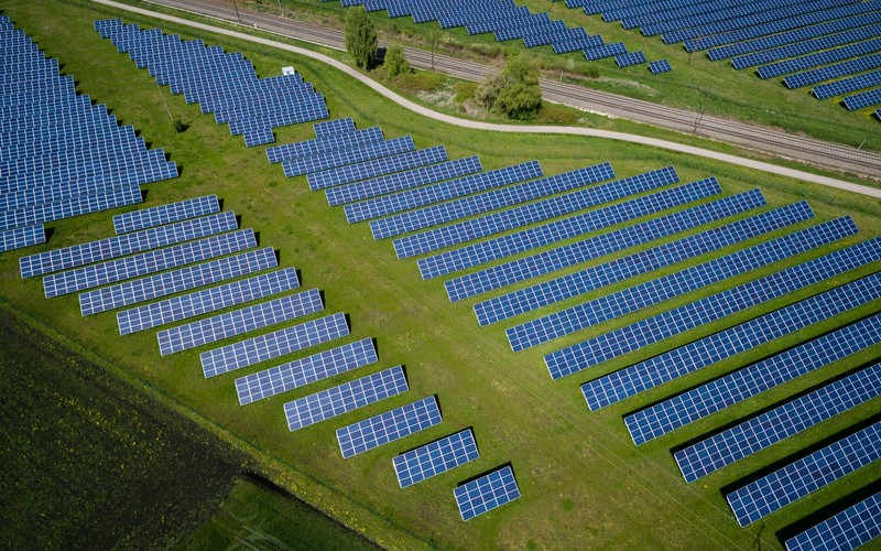 Solid-State Battery Tech & Portable Power Stations